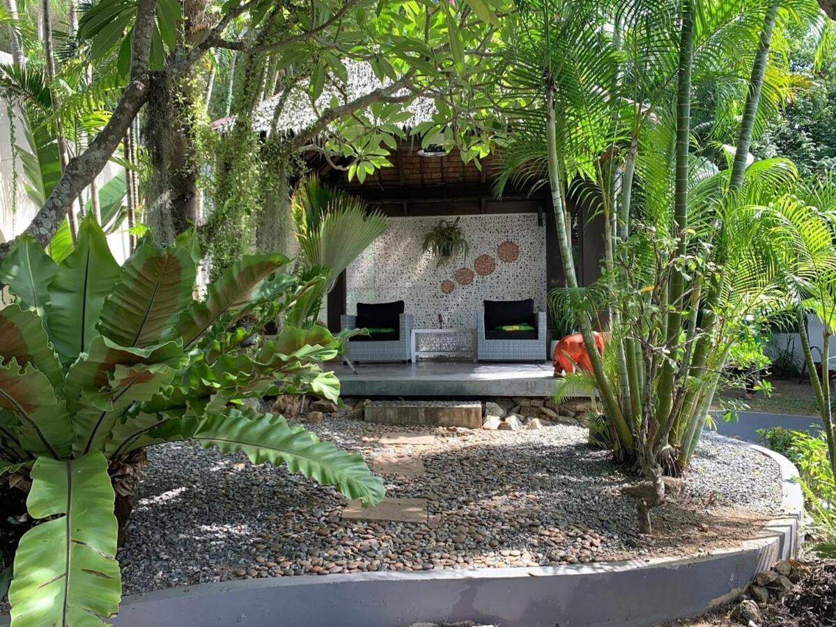 Holiday home V198 Quiet 2br With Garden & Private Pool *